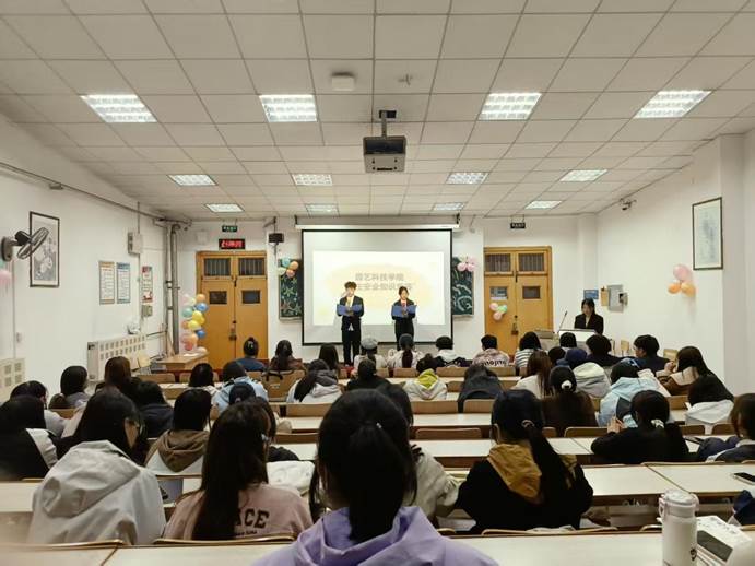 7d958a924a4da476b6b1adacd1ca417